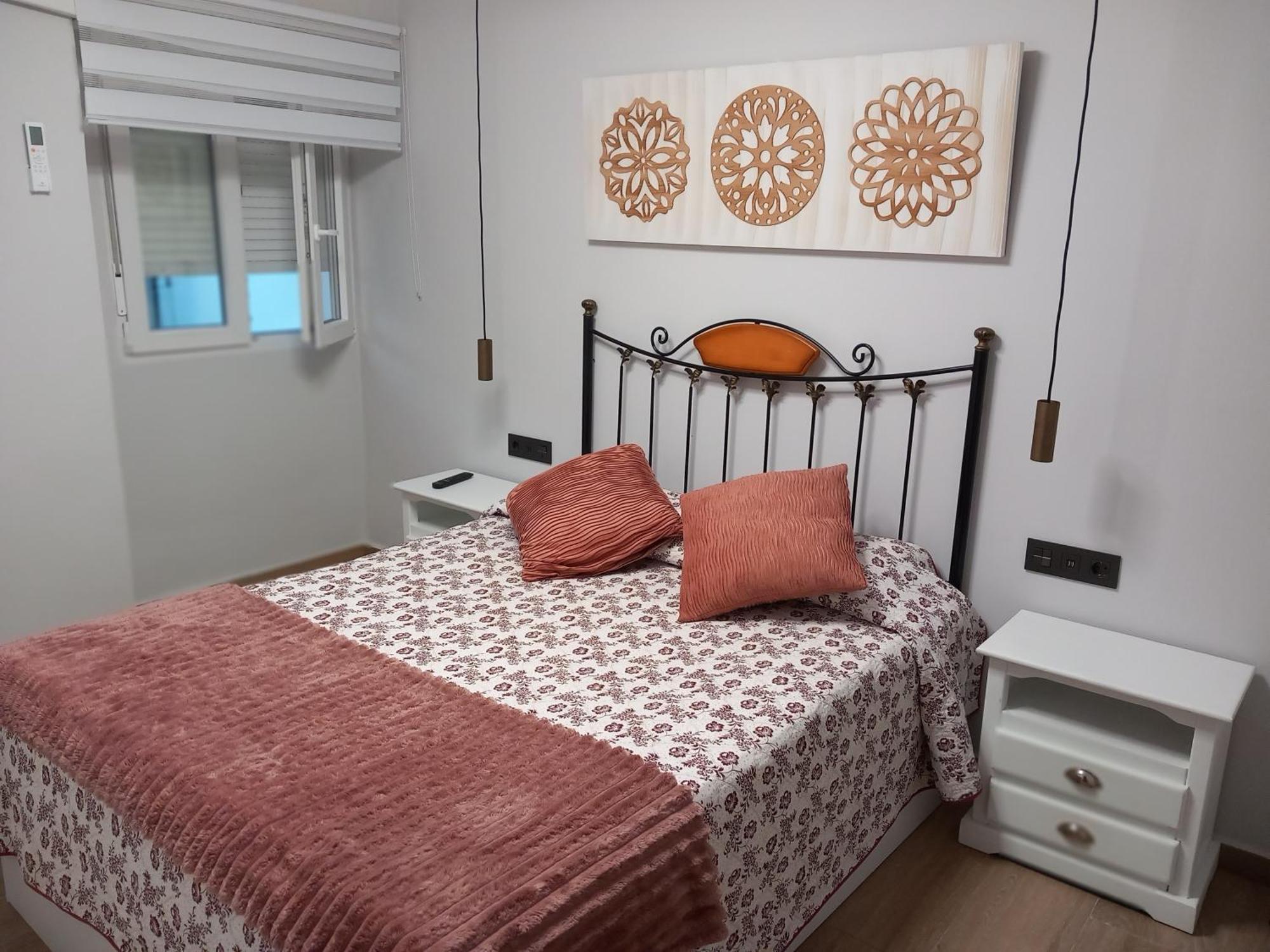 Apartamentos De La Haya & Suite Con Jacuzzi, Junto Al Teatro Romano Merida Exterior photo
