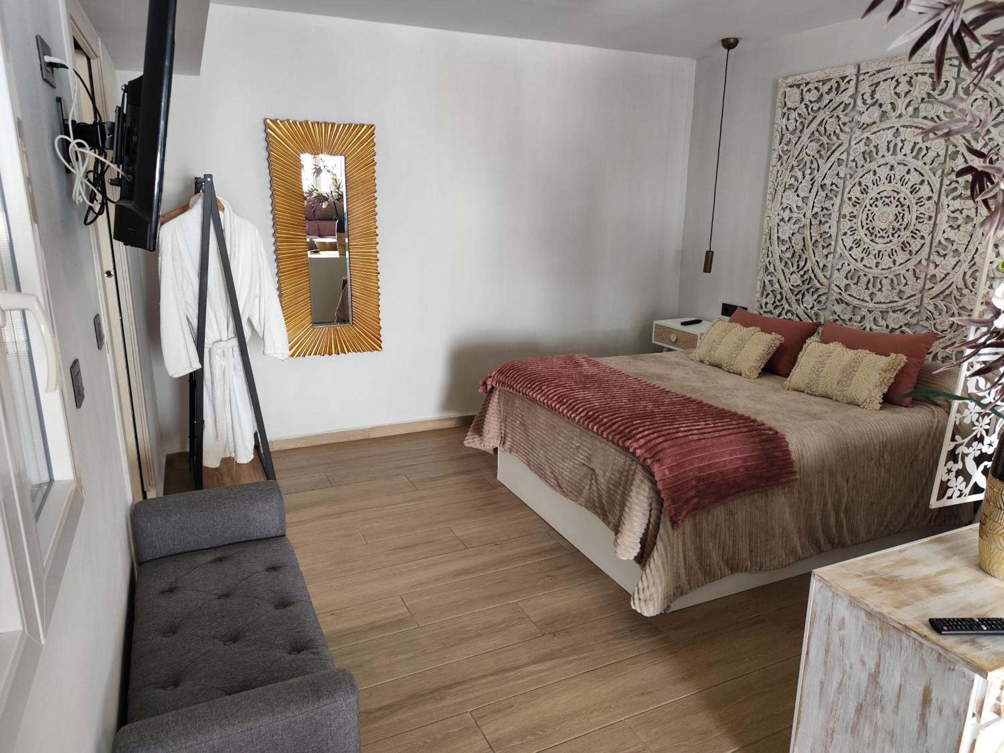 Apartamentos De La Haya & Suite Con Jacuzzi, Junto Al Teatro Romano Merida Exterior photo